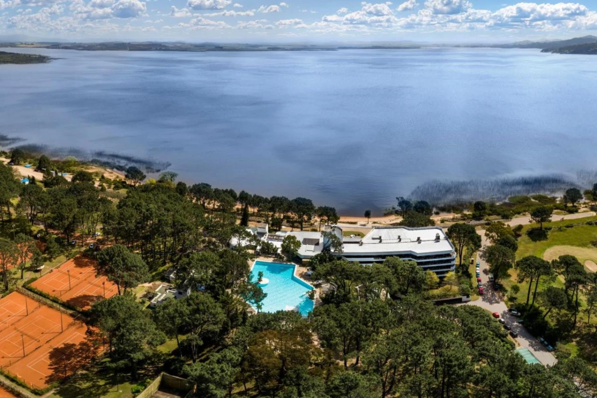 Hotel Del Lago Golf & Art Resort - Hotel Photo 1