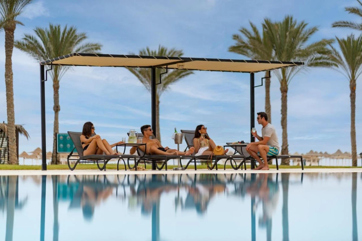 JAZ Elite Crystal Almaza Bay - Hotel Photo 10