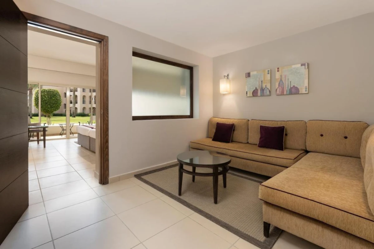 JAZ Elite Crystal Almaza Bay - Hotel Photo 20