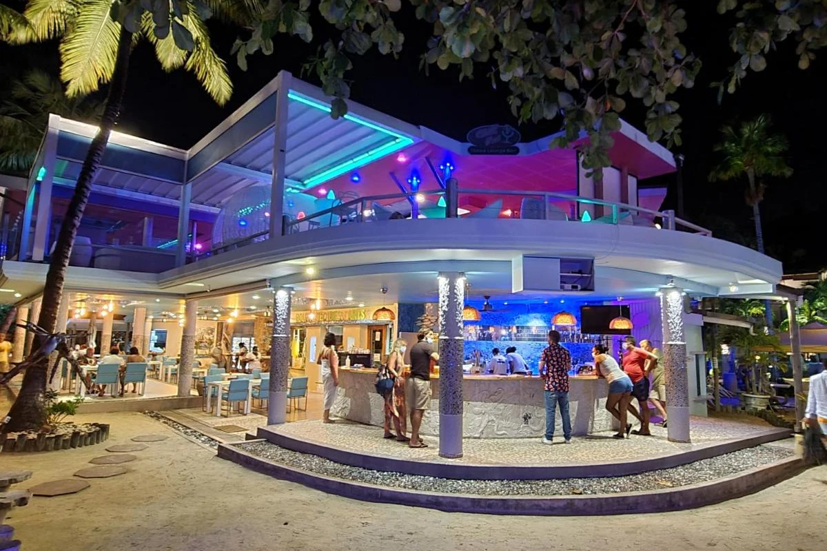 Le Duc De Praslin & Villas - Hotel Photo 3