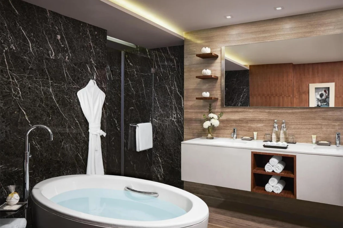 Grand Hyatt Mumbai Hotel & Residences - Hotel Photo 12