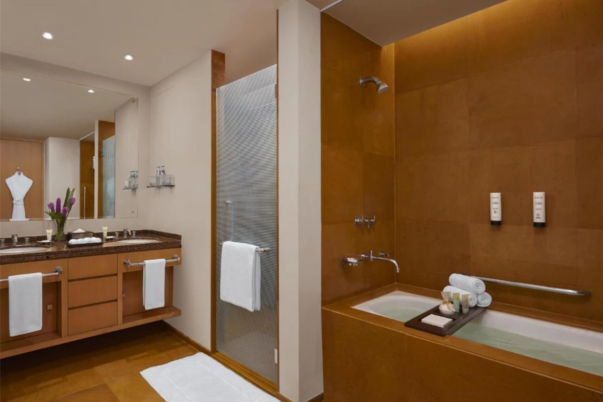 Grand Hyatt Mumbai Hotel & Residences - Hotel Photo 13