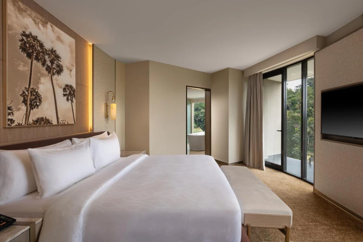 The Golden Crown Hotel - Hotel Photo 7