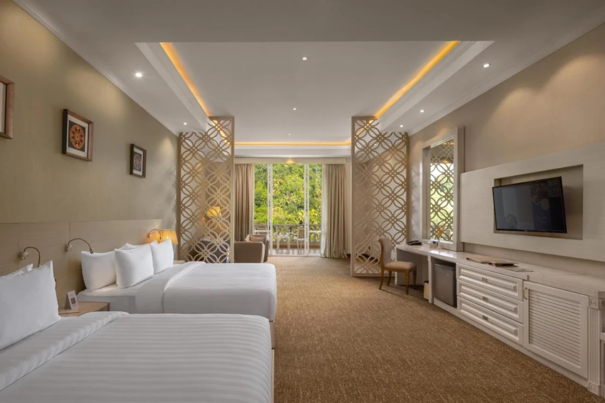 The Golden Crown Hotel - Hotel Photo 27