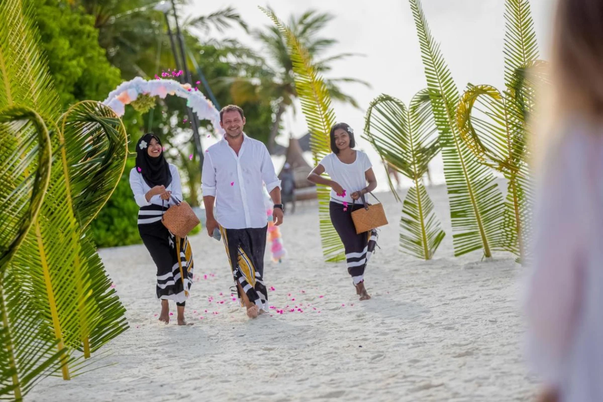 Furaveri Maldives - Hotel Photo 3