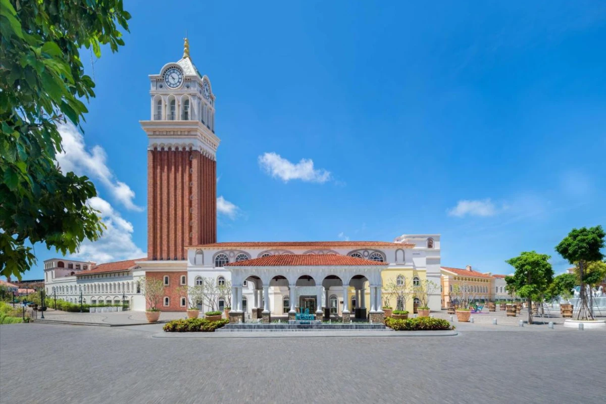 La Festa Phu Quoc Curio Collection By Hilton - Hotel Photo 2