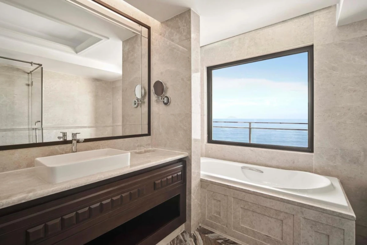 Renaissance Danang Hoi An Resort & Spa - Hotel Photo 7