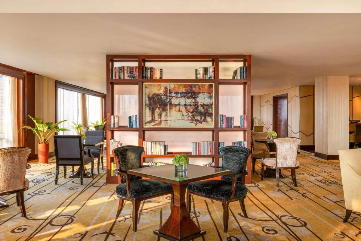 Fairmont Makati - Hotel Photo 2