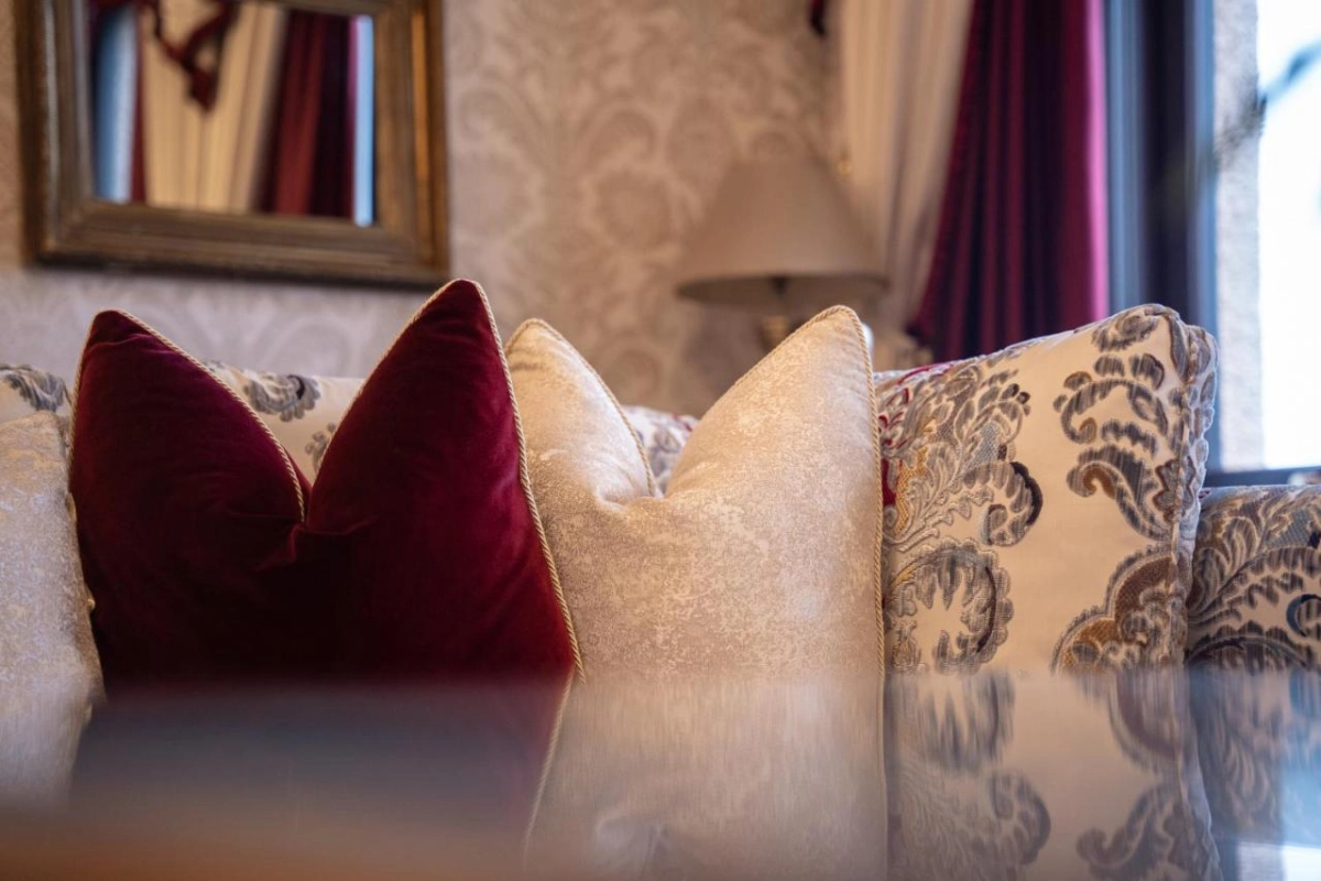 Hotel Schloss Monchstein - Hotel Photo 13