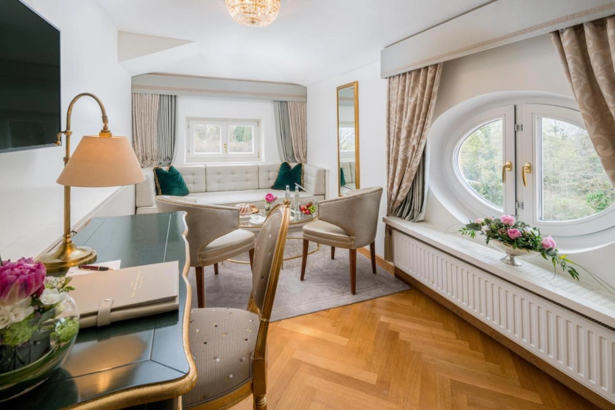 Hotel Schloss Monchstein - Hotel Photo 36