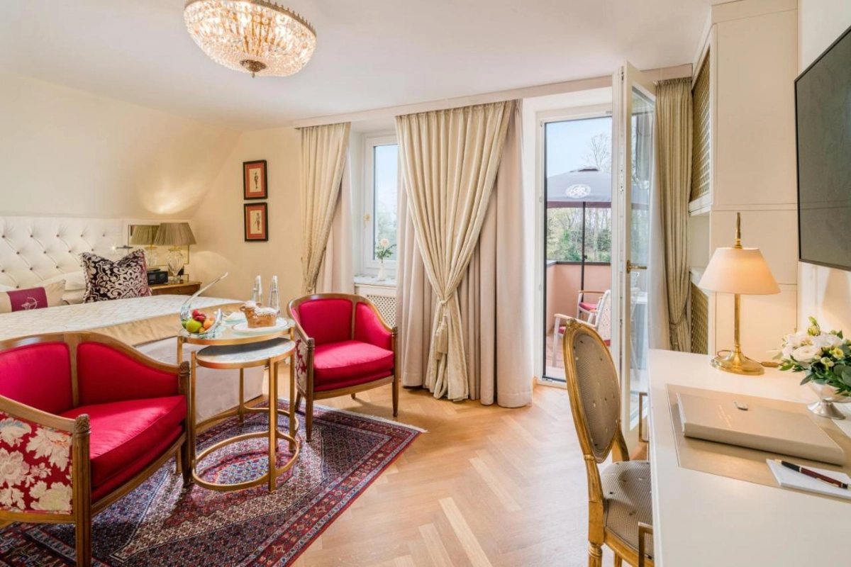 Hotel Schloss Monchstein - Hotel Photo 40