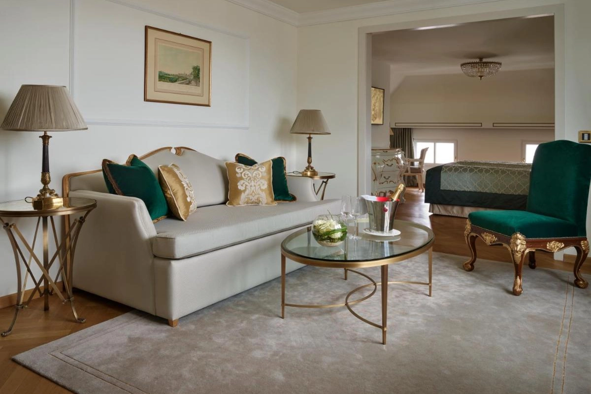 Hotel Schloss Monchstein - Hotel Photo 45