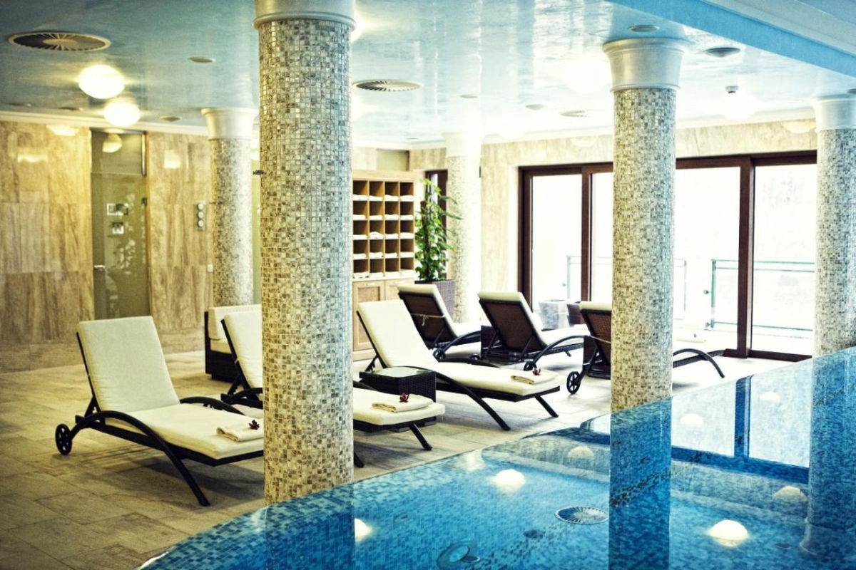Retro Riverside Wellness Resort - Hotel Photo 18