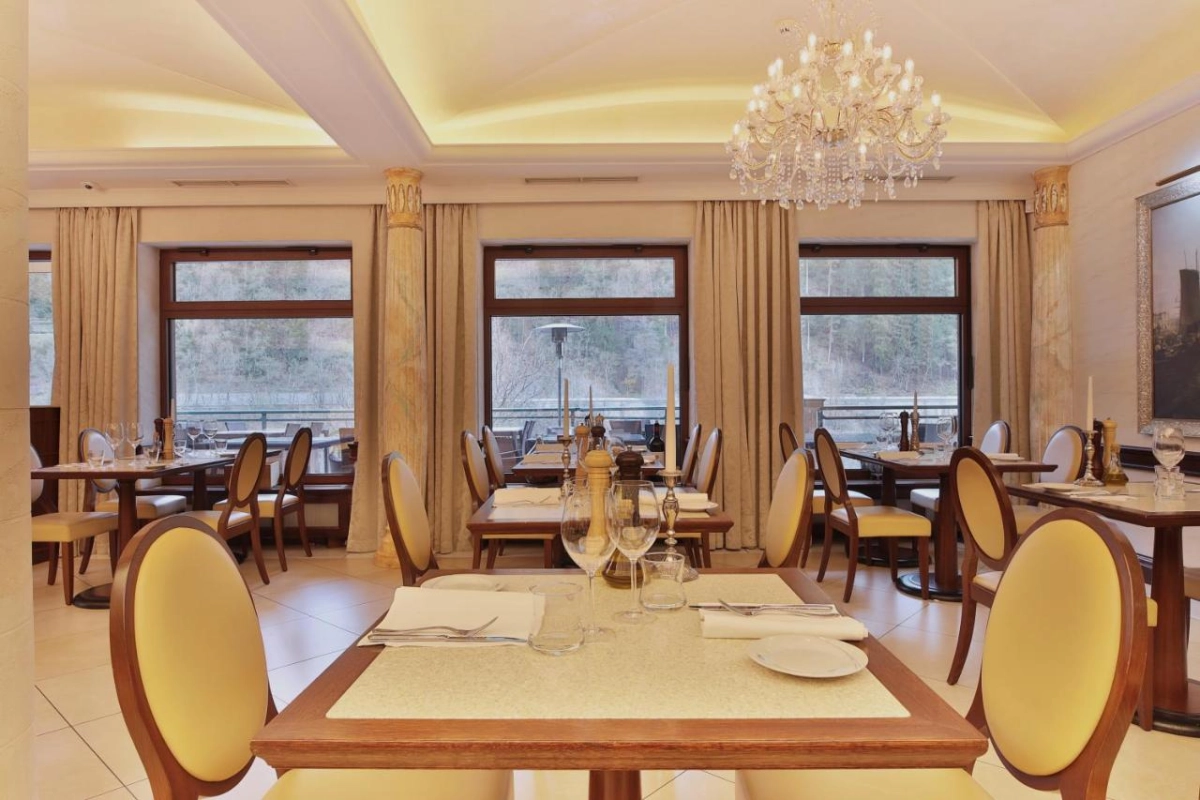 Retro Riverside Wellness Resort - Hotel Photo 25