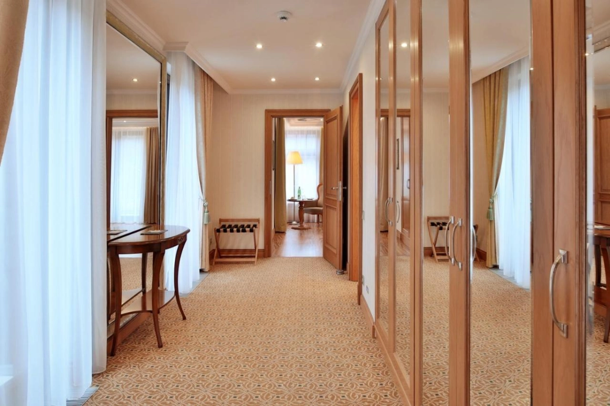 Retro Riverside Wellness Resort - Hotel Photo 40