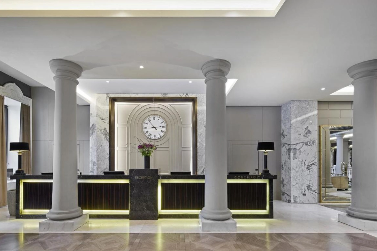 Titanic Gendarmenmarkt Berlin - Hotel Photo 1