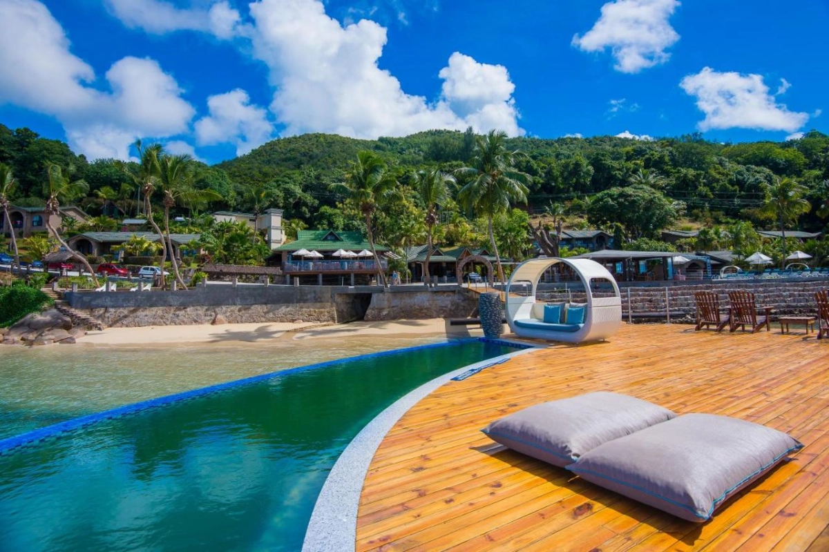 Coco de Mer Black Parrot Suites - Hotel Photo 16