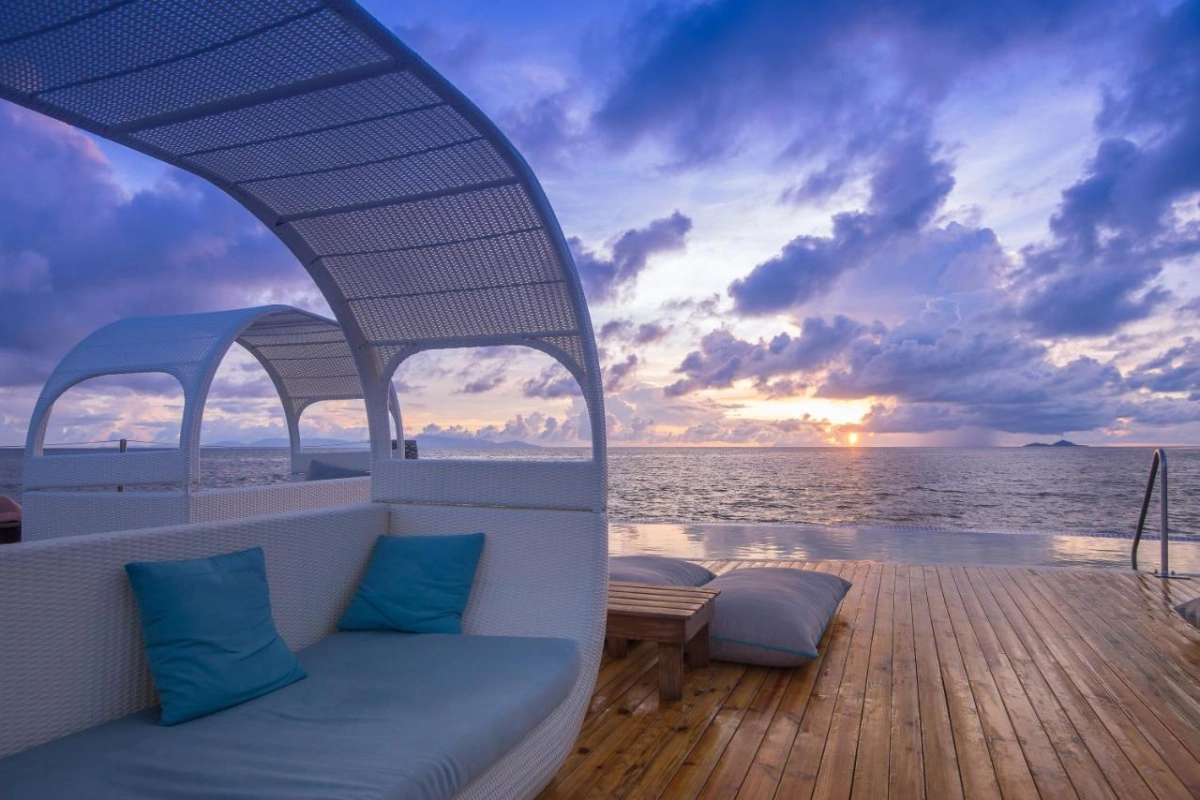 Coco de Mer Black Parrot Suites - Hotel Photo 18