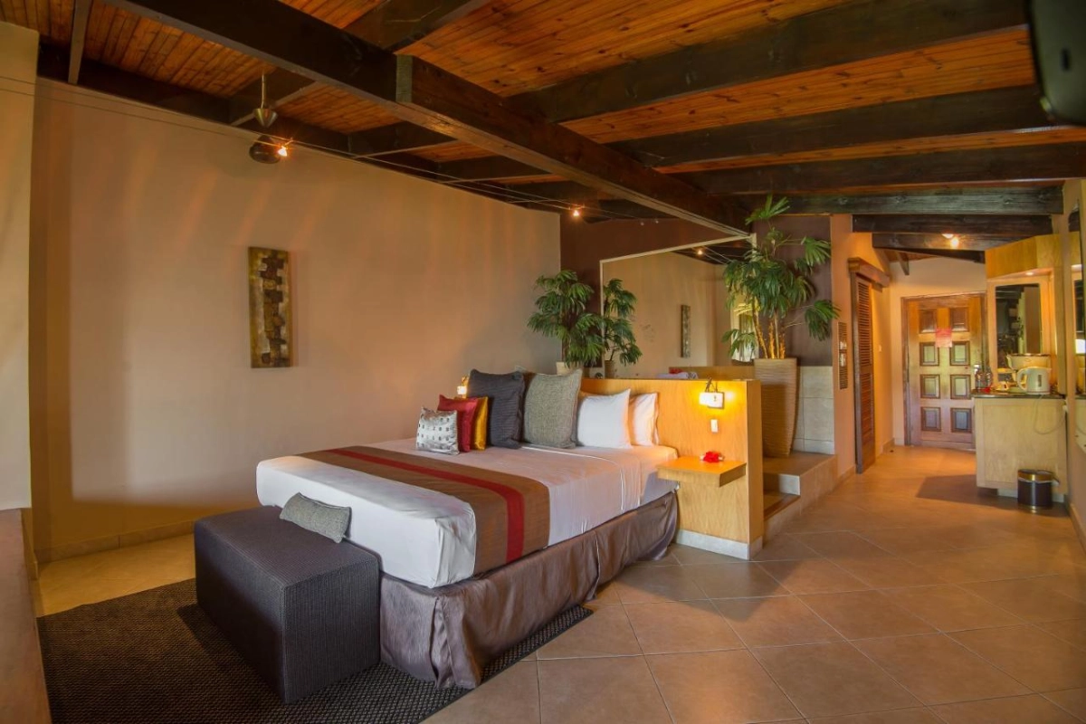 Coco de Mer Black Parrot Suites - Hotel Photo 44