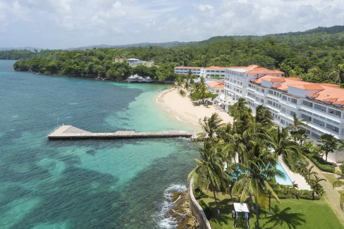 Couples Tower Isle - Hotel Photo 1