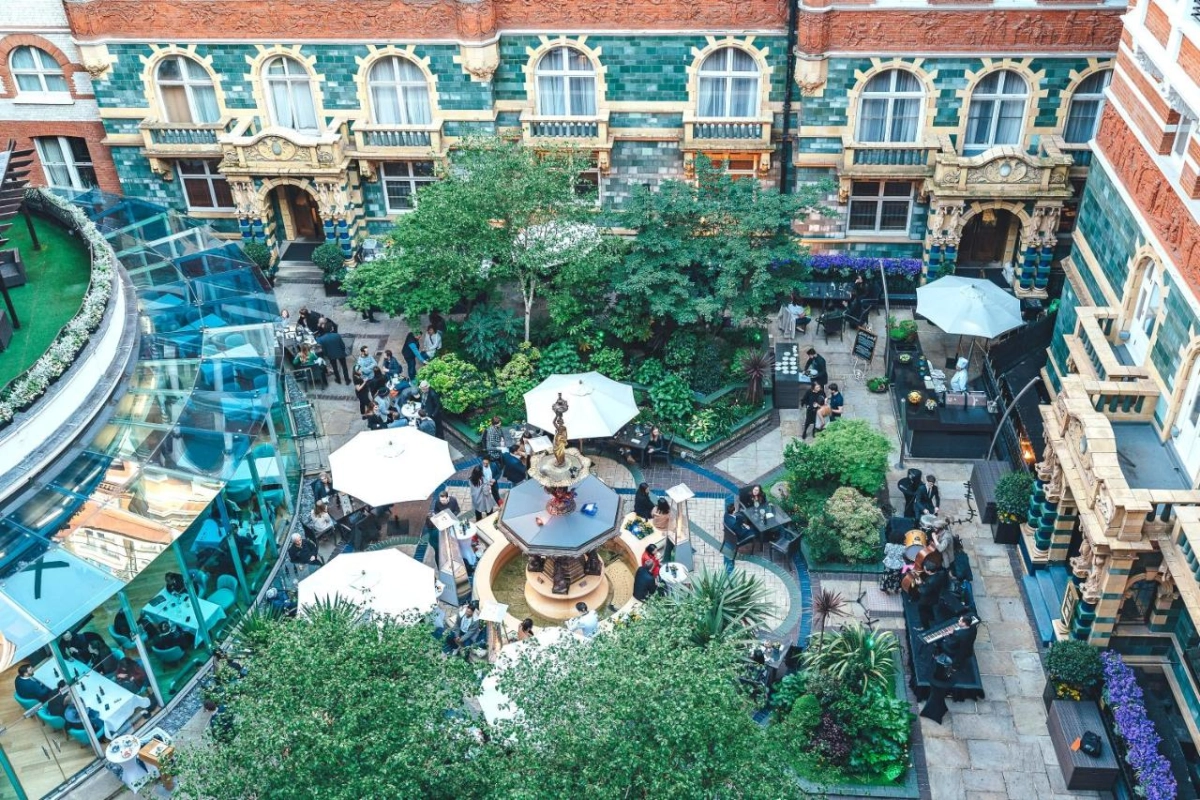 Taj 51 Buckingham Suites & Residences - Hotel Photo 7