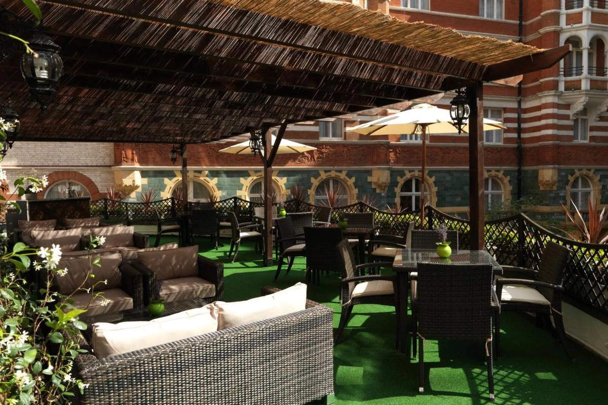 Taj 51 Buckingham Suites & Residences - Hotel Photo 22