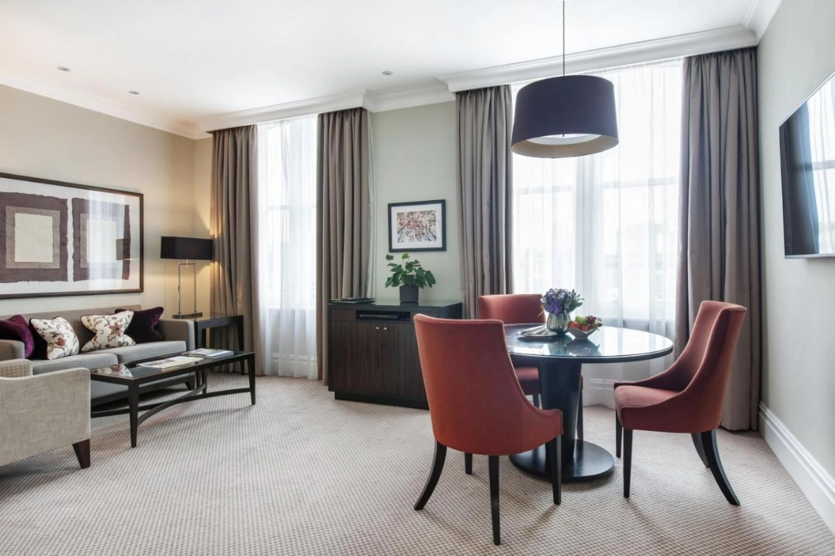 Taj 51 Buckingham Suites & Residences - Hotel Photo 44