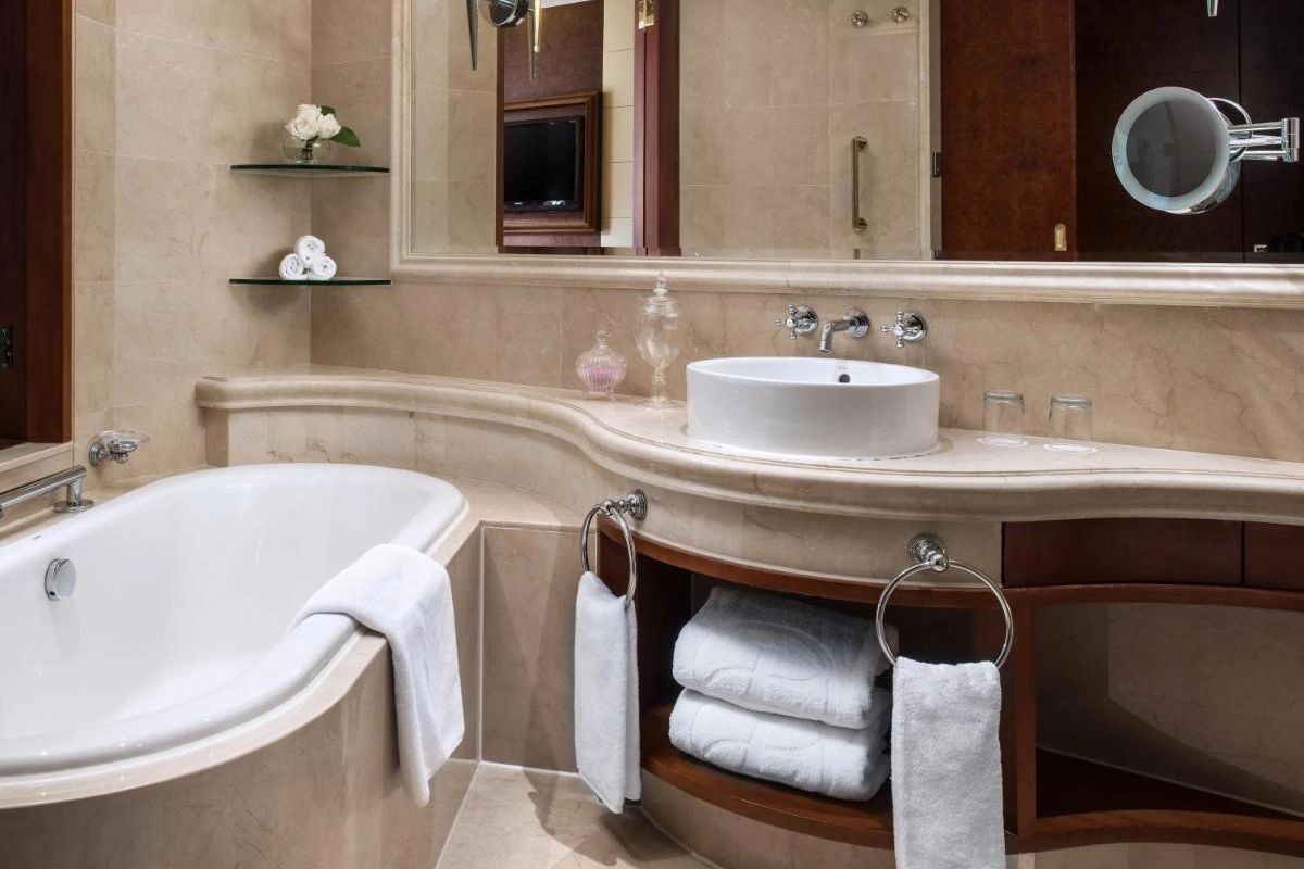 The Langham Hong Kong - Hotel Photo 6