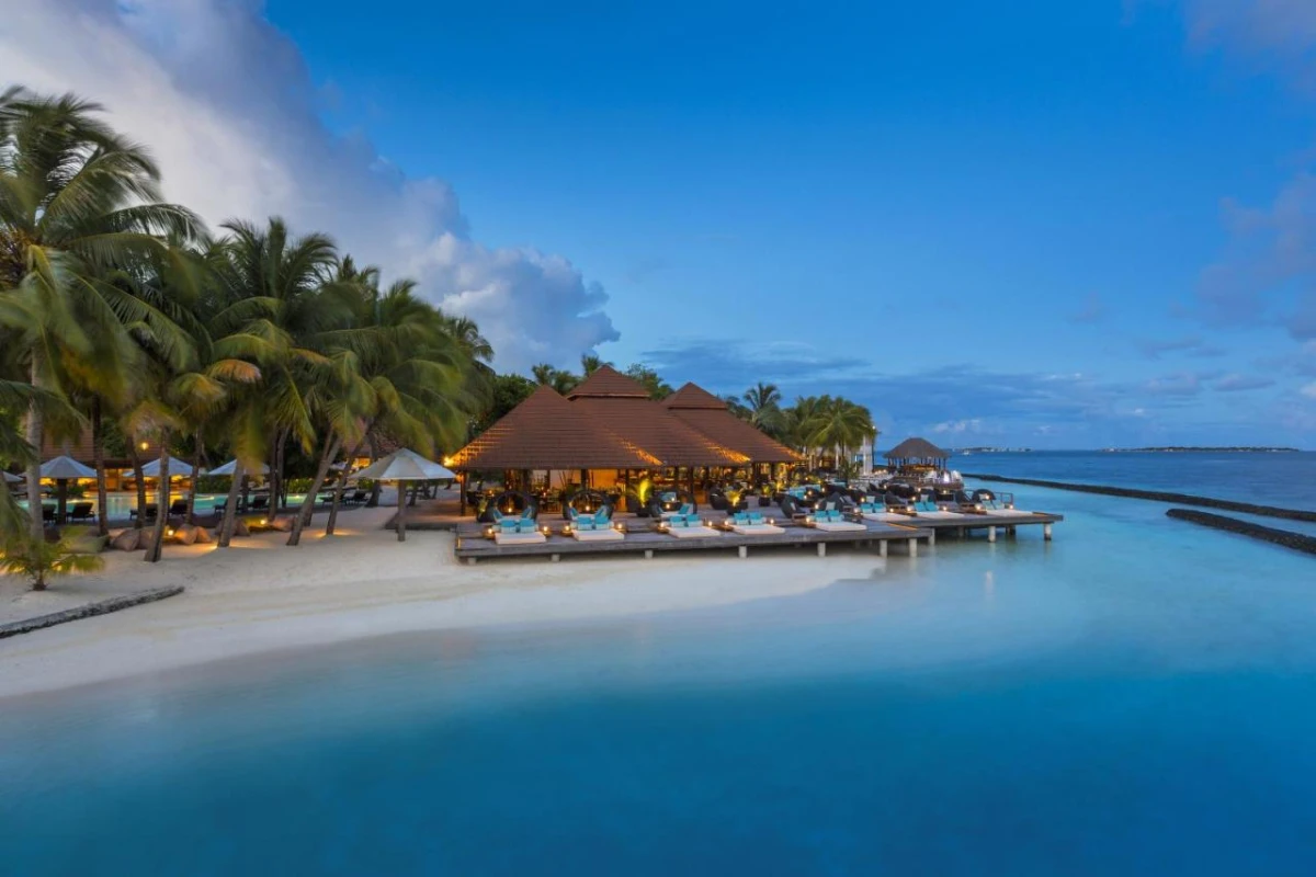 Kurumba Maldives - Hotel Photo 1