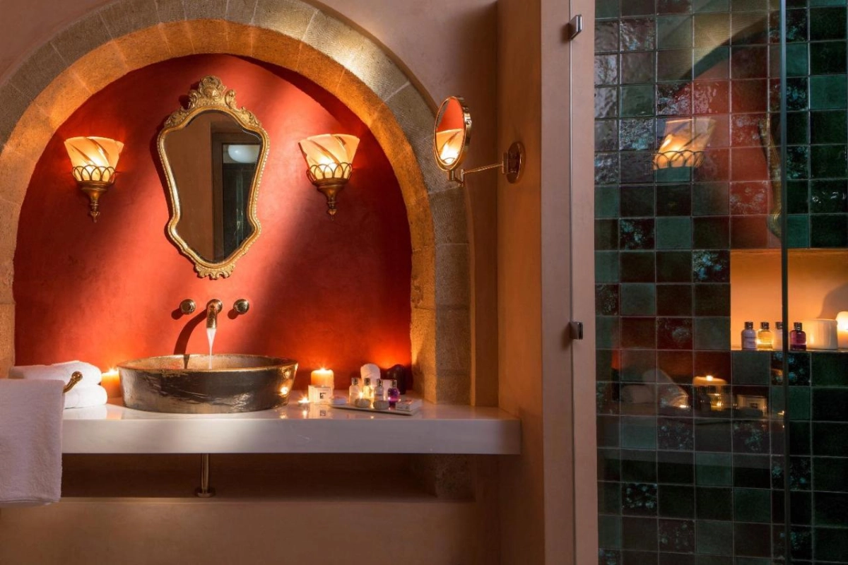 Moni Emvasis Luxury Suites - Hotel Photo 10