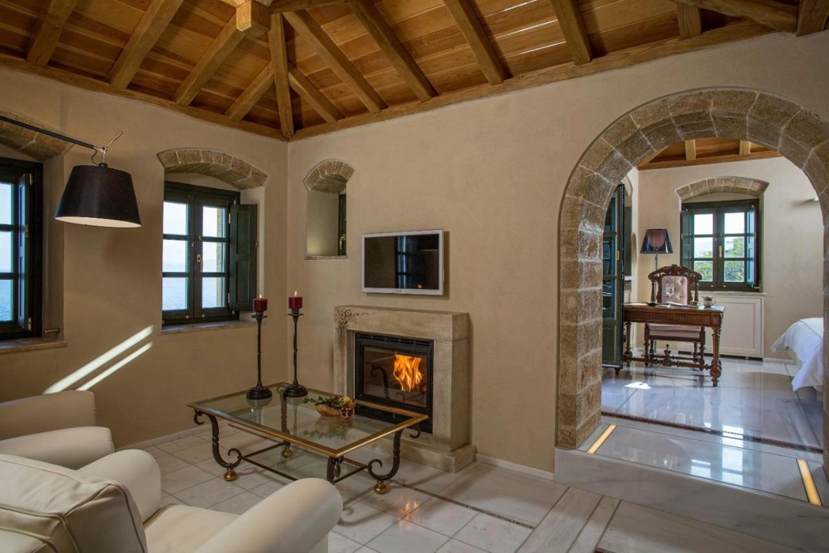 Moni Emvasis Luxury Suites - Hotel Photo 12