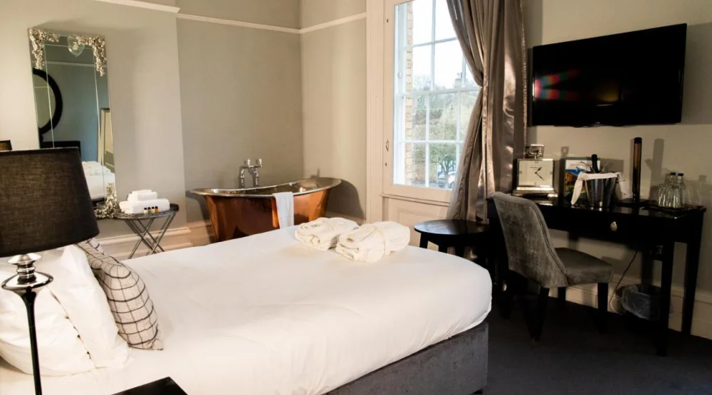 Superior Double Room at Poets House