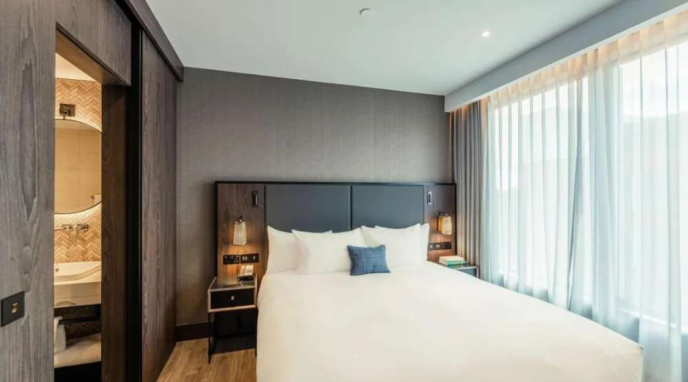 The Blake Apartment Suite at The Fellows House Cambridge, Curio Collection By Hilton