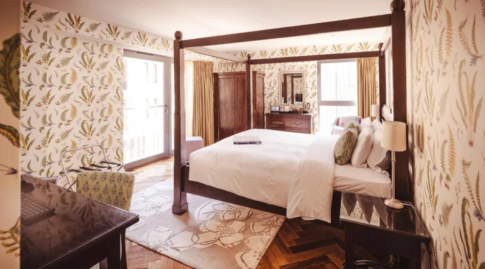 Superior King Room at The Varsity Hotel & Spa