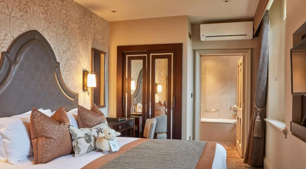 Classic Double Room at Stanbrook Abbey