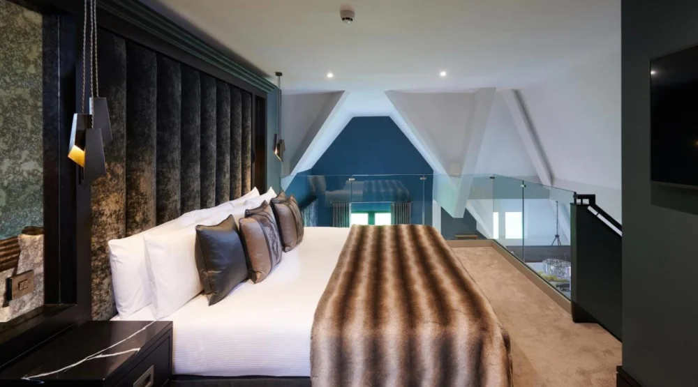 Suite with Hot Tub at Aldwark Manor Estate