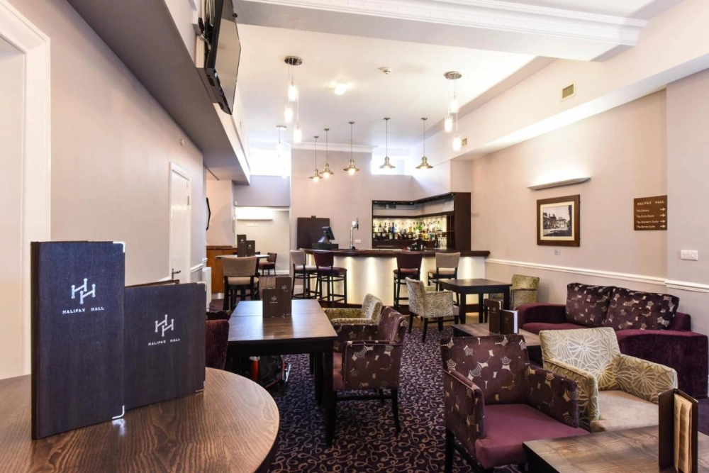 Halifax Hall - Hotel Photo 2