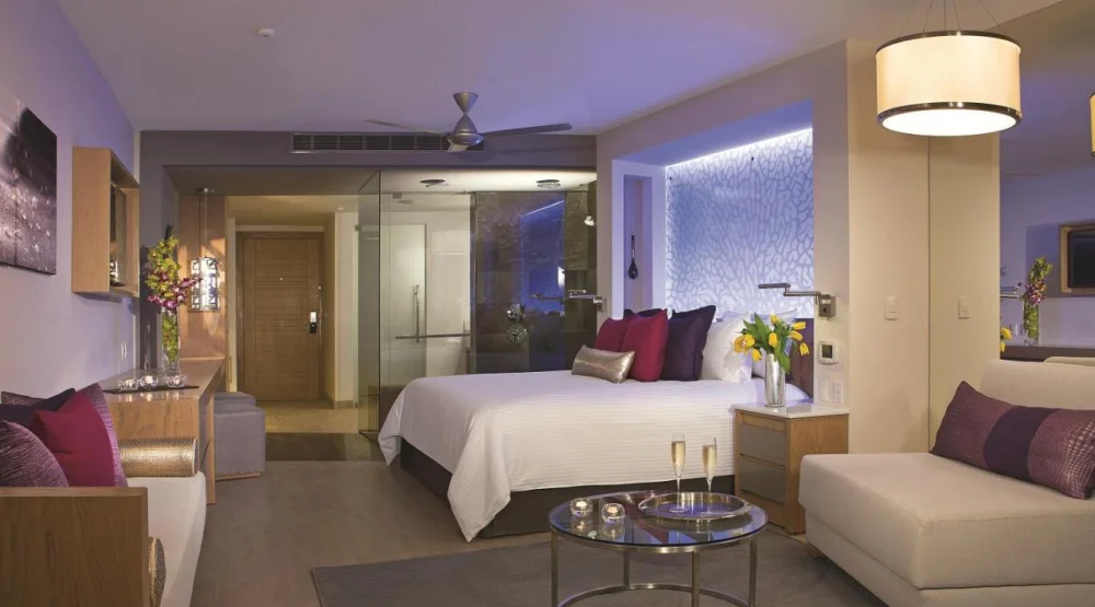 Xhale Club Junior Suite Ocean Front Whirlpool King at Breathless Riviera Cancun Resort & Spa