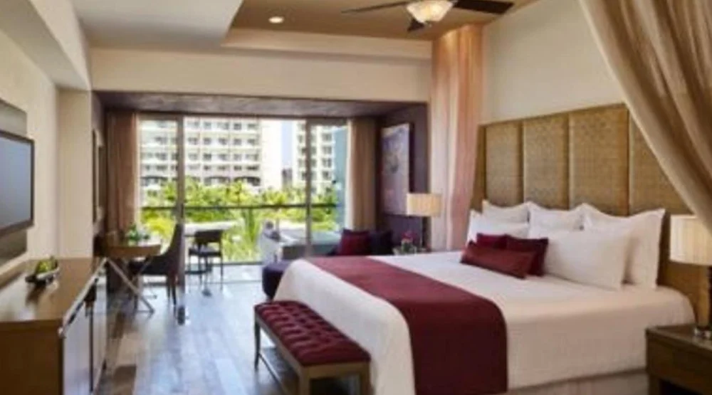 Preferred Club Junior Suite Garden View at Secrets Vallarta Bay