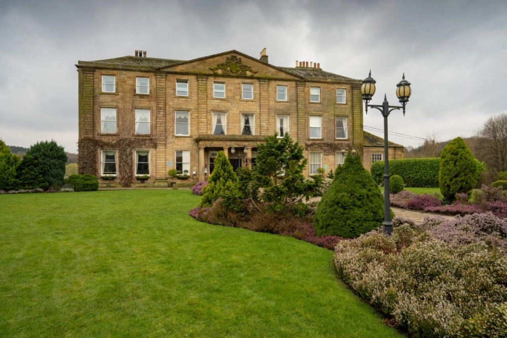 Waterton Park Hotel & Spa - Hotel Photo 1