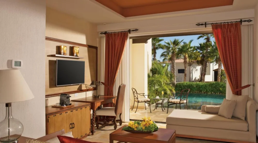 Swimout Master Suite at Secrets Puerto Los Cabos Golf & Spa Resort