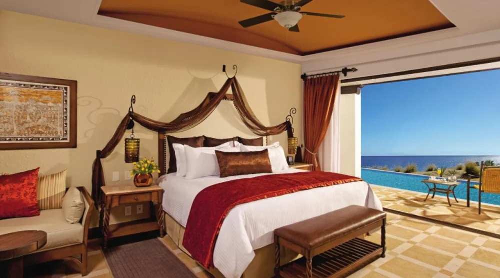 Preferred Club Junior Suite Swimout - Ocean Front at Secrets Puerto Los Cabos Golf & Spa Resort