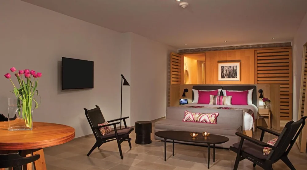 Xhale Club Suite at Breathless Cabo San Lucas