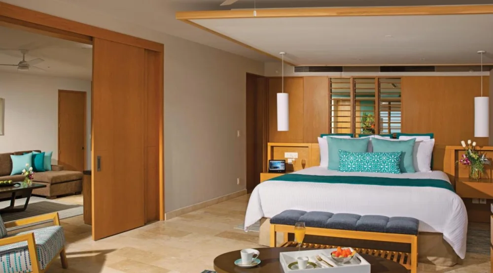Preferred Club Master Suite Ocean View- One King Bed at Dreams Playa Mujeres Golf & Spa Resort