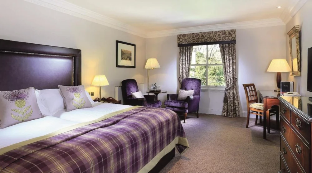 Deluxe King Room at Macdonald Leeming House