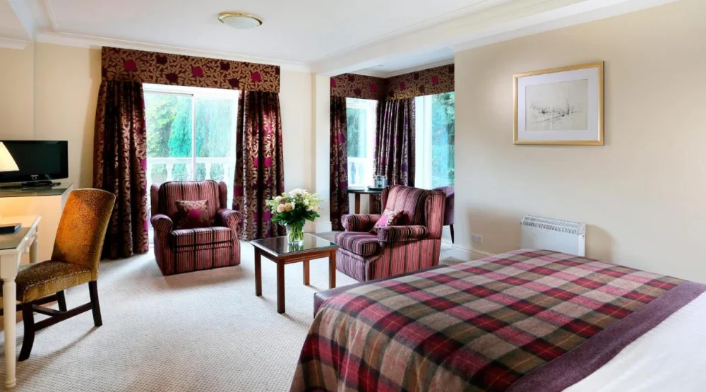 Super Deluxe Suite at Macdonald Leeming House