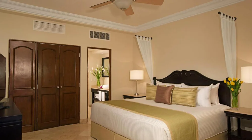 Family Junior Suite with Ocean View at Dreams Los Cabos Suites Golf Resort & Spa