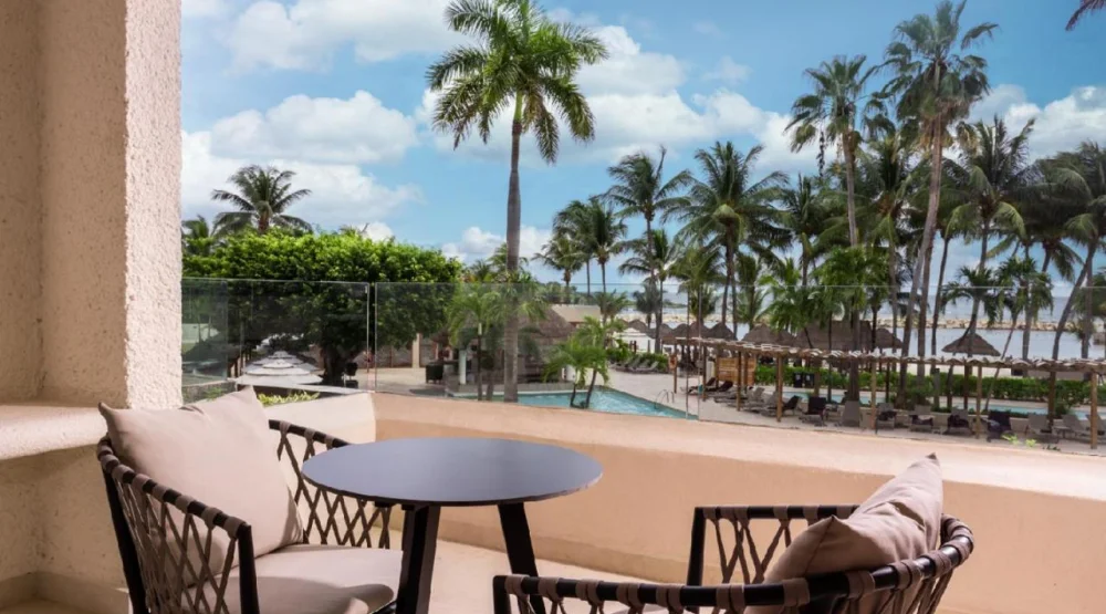 Deluxe King at Dreams Aventuras Resort & Spa