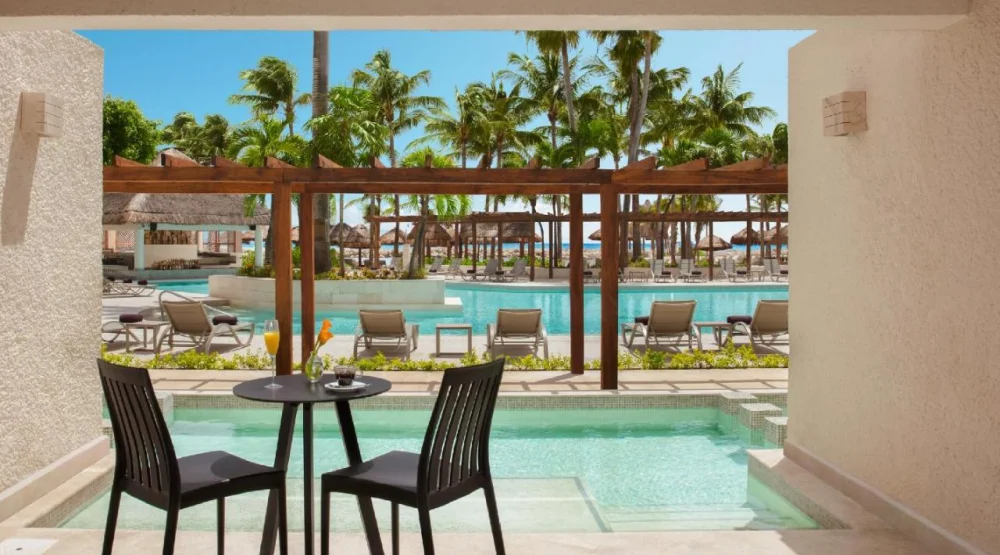 Preferred Club Swim Out Double at Dreams Aventuras Resort & Spa