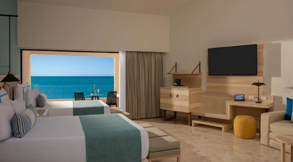 Preferred Club Ocean Front View Double at Dreams Aventuras Resort & Spa
